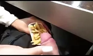 دوستان لاستیکی ﻿فیلم سکسی دوجنسه ها مضاعف